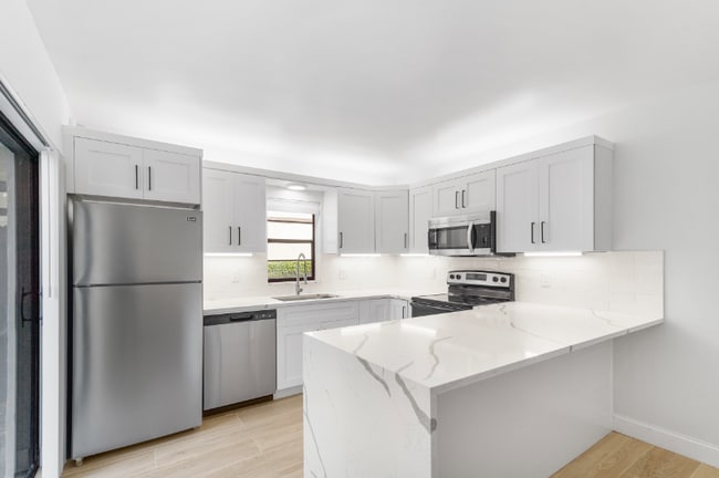 2695 Albatross Rd N, Delray Beach, FL 33444 - photo 3