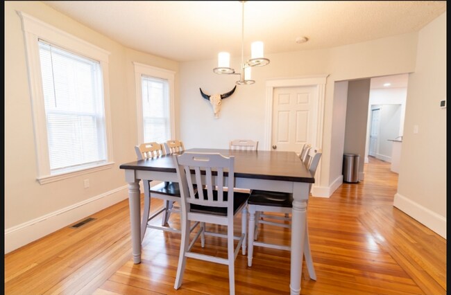 22 Dearborn St unit 2, Medford, MA 02155 - photo 6