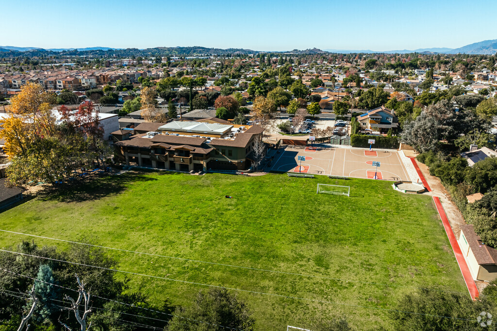 Students love the outdoor activities available at Foothill Country Day School.
