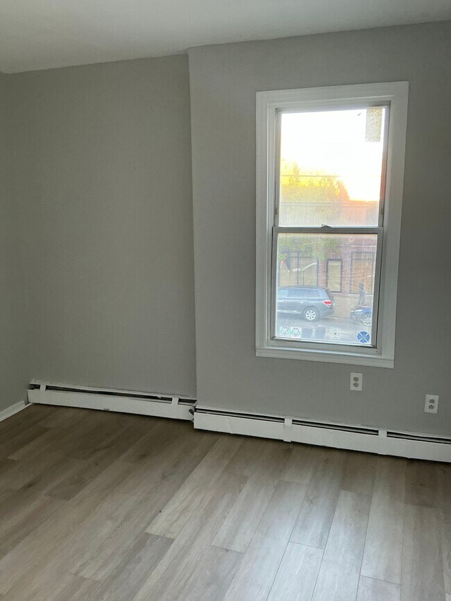 236 Old Bergen Rd unit 2, Jersey City, NJ 07305 - photo 2