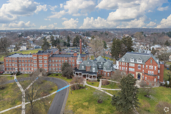 Learn at the Academy of Our Lady of Mercy, Lauralton Hall at 00 High St, Milford, CT 06460.
