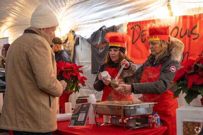 Cascade Township is close to Ada and can enjoy all the year-round events they are home to.