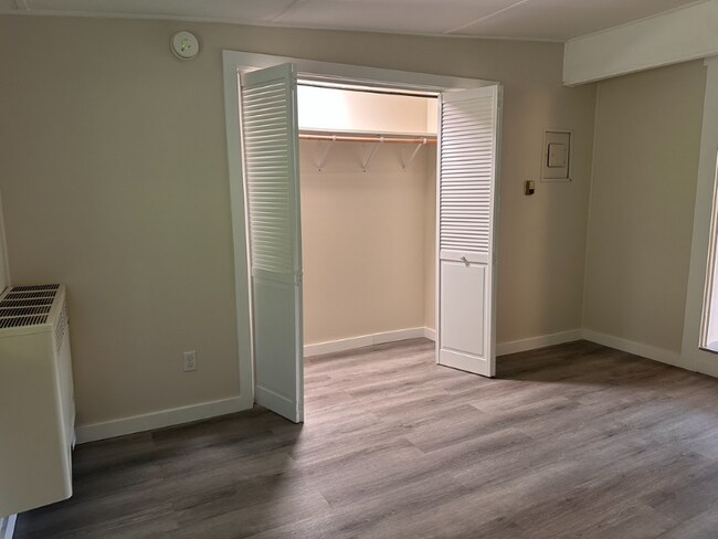 187 West St unit 12, Hatfield, MA 01088 - photo 7