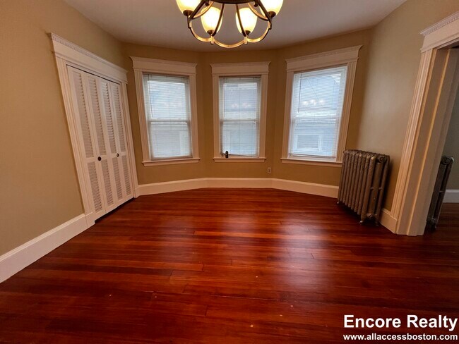 248 Summer St unit 2, Somerville, MA 02143 - photo 3