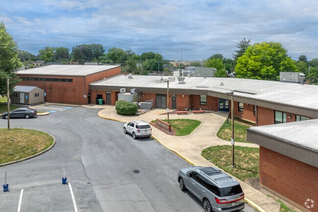 Buchanan Elementary School received an overall grade of C+ from Niche.