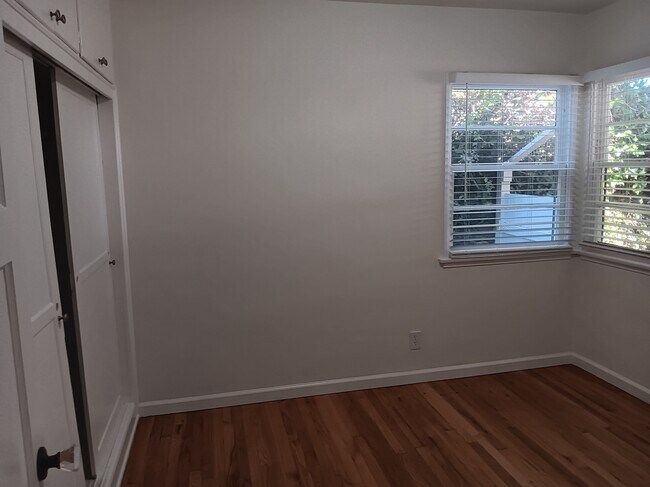 2330 Frey Ave, Venice, CA 90291 - photo 4
