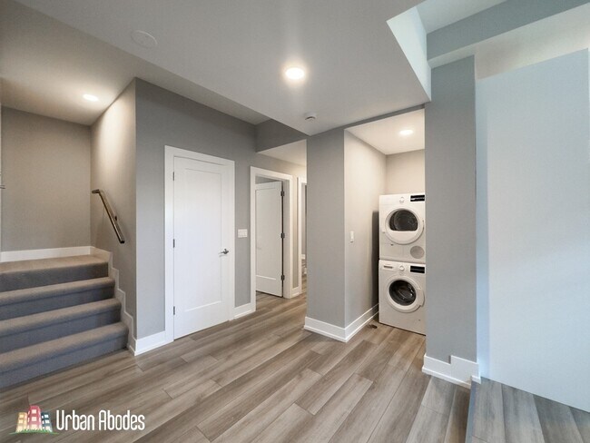 3941 N Janssen Ave unit A04C, Chicago, IL 60613 - photo 7