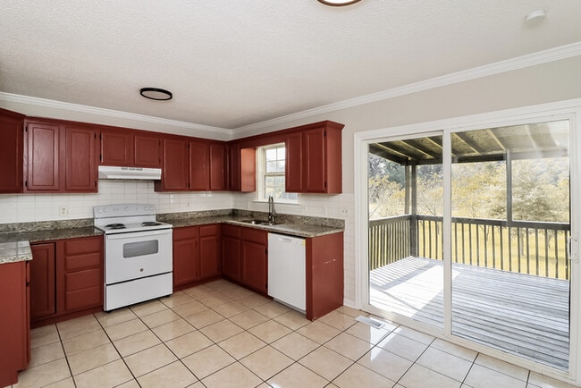 156 Cook Rd NW, Calhoun, GA 30701 - photo 5