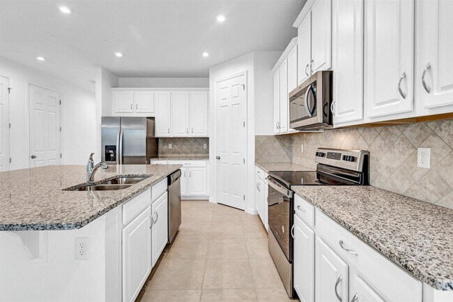 2355 Sea Rock Rose Trail, Kissimmee, FL 34747 - photo 3