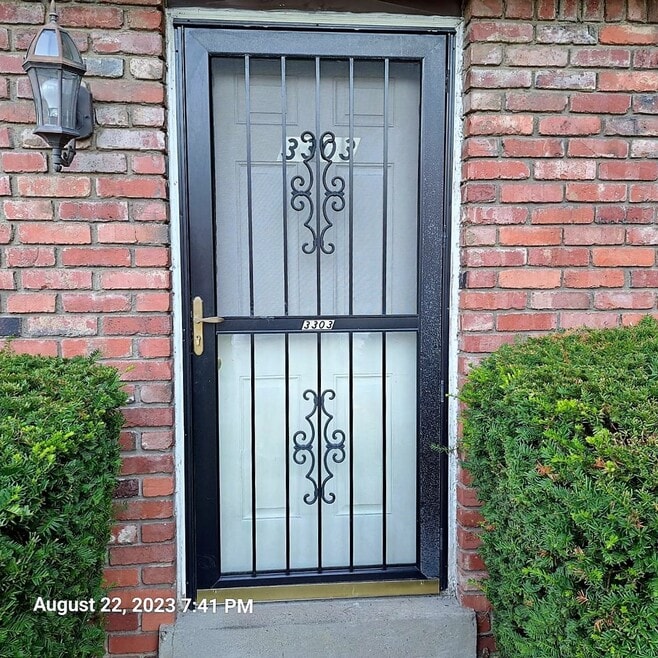 Individual front door entrance
