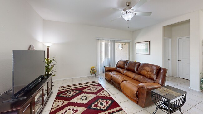 30228 W Catalina Dr, Buckeye, AZ 85396 - photo 3