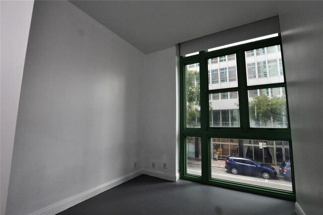 101 E Flagler St unit 201, Miami, FL 33131 - photo 6