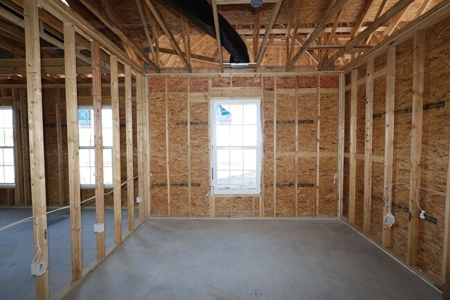 6954 Corsican Loop N, Hilliard, OH 43026 - photo 3