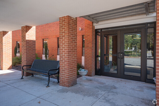 Snellville Middle School is a rich and diverse place for students to learn.