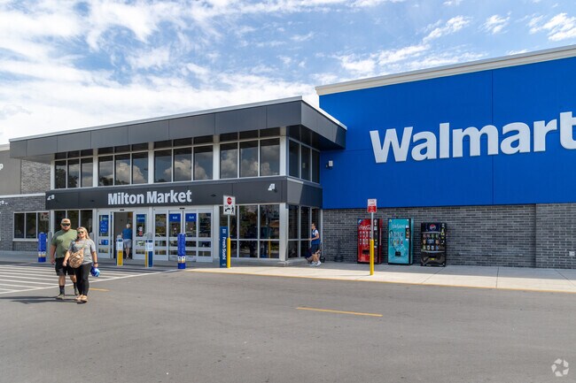 Bagdad locals go to nearby Milton for grocery shopping and dining.