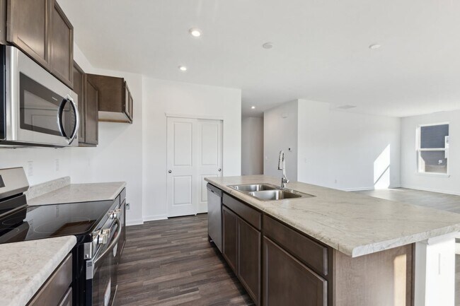 376 N Grand Oak Dr unit 36664778, Mooresville, IN 46158 - photo 7