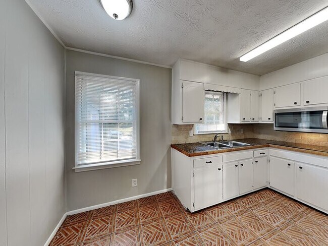 4253 Telida Trail, Snellville, GA 30039 - photo 7