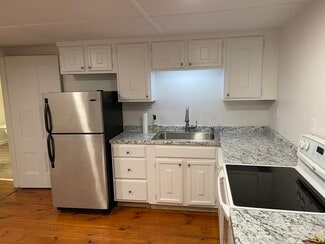 183 Washington St, Dover, NH 03820