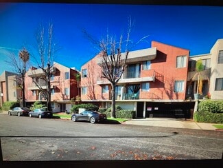 7211 Cozycroft Ave Unit 49, Winnetka, CA 91306