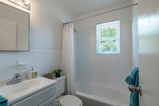 Glen Ellen Apartment Homes, Long Branch, NJ 07740 - photo 6