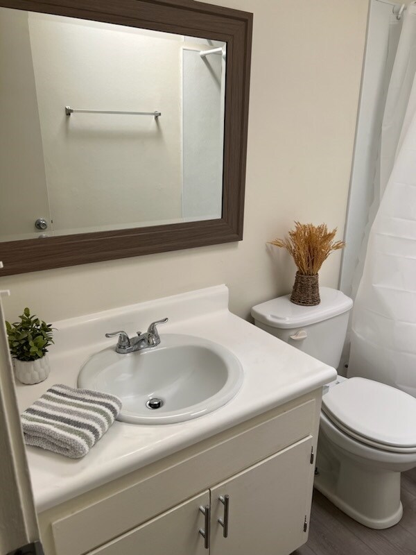 7749 Reseda Blvd unit 29, Reseda, CA 91302 - photo 3