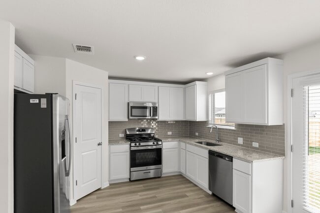 707 Stampede Rd unit 38760832, San Marcos, TX 78666 - photo 4