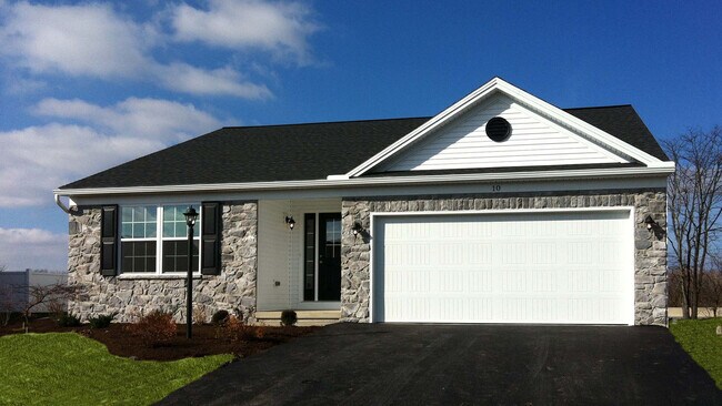 125 Legion Dr unit 36451128, Biglerville, PA 17307 - photo 7