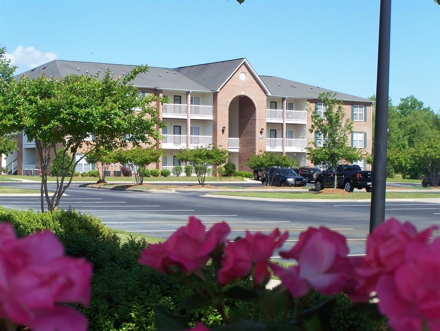 Charles Pointe Apartments, Florence, SC 29505 - photo 1
