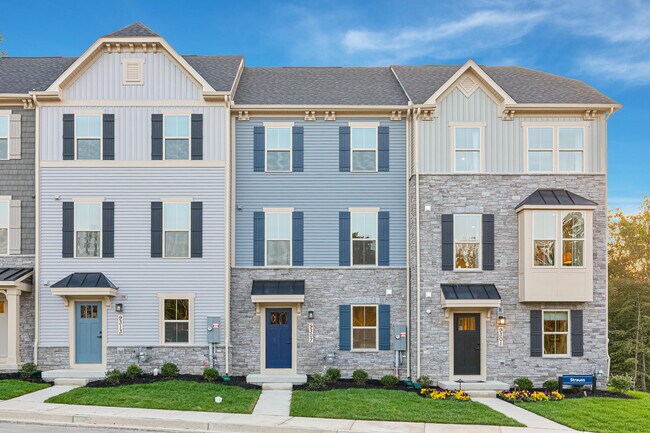 9307 Klamath Ct, Frederick, MD 21701 - photo 2