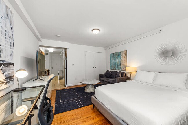 140 W 19th St unit ID1038549P, New York, NY 10011 - photo 5