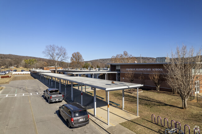 Chapman Middle School is a public primary school in the Madison County School System.