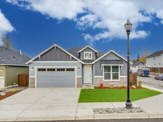 734 NW 28th St, Battle Ground, WA 98604