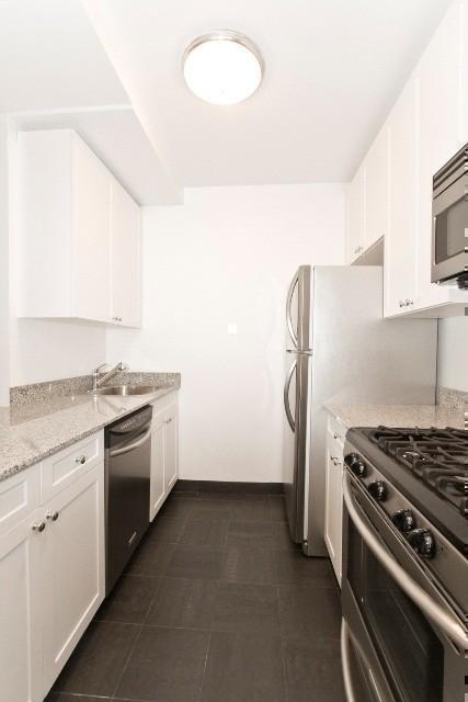 Cipriani Club Residences unit 2220, New York, NY 10005 - photo 6