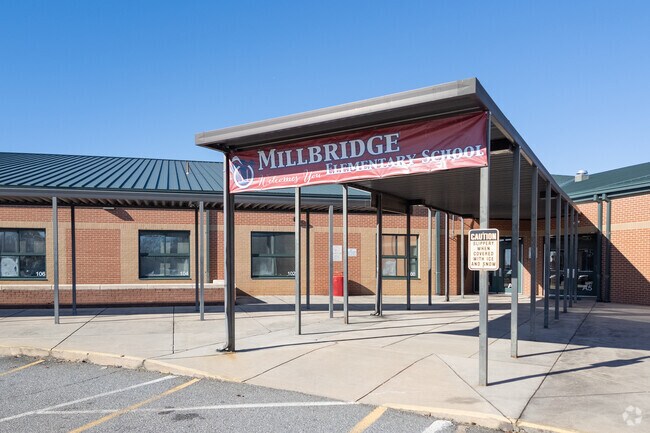 Millbridge Elementary School has 581 students in grades K-5.