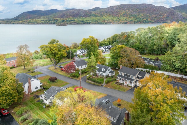 Cornwall-on-Hudson is perfect for anyone wanting a quiet riverside suburban lifestyle.