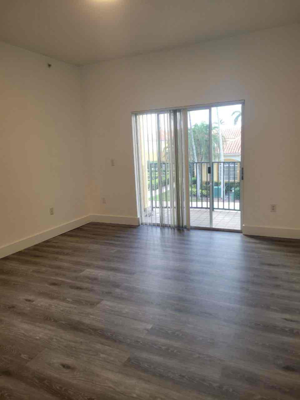 7330 NW 114th Ave, Doral, FL 33178