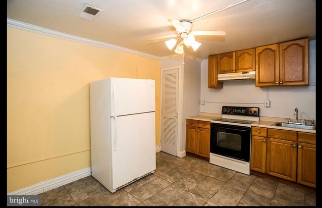 5455 Mason Springs Rd unit Apartment A, Indian Head, MD 20640 - photo 3