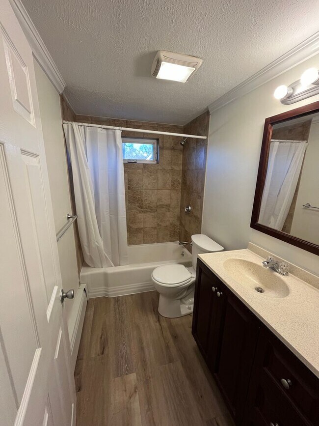 253 Stackpole St unit 255 Stackpole St, Lowell, MA 01852 - photo 7