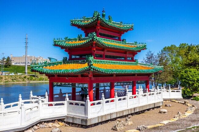 Robert. D. Ray Asian Garden features a beautiful design pavilion in East Village.
