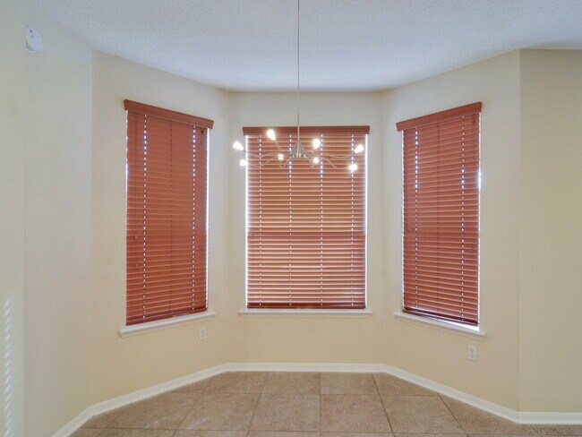 3691 Blue Wing Ct, Orange Park, FL 32065 - photo 4