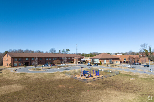 Caleb's Creek has a student-teacher ratio of 15 to 1.