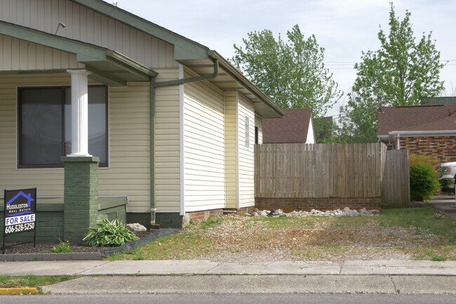 105 W 5th St, Corbin, KY 40701 - photo 7