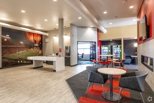 The Quarters Ames, Ames, IA 50010 - photo 4