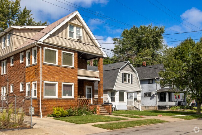 A variety of home styles can be found throughout Waterloo Arts District.