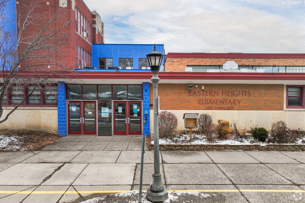 Eastern Heights Elementary School is a public school located in Saint Paul, MN.