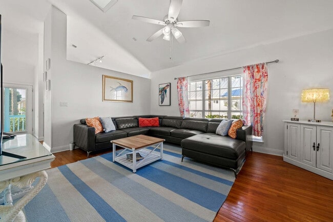 4431 Luke Ave unit ID1354368P, Destin, FL 32541 - photo 2