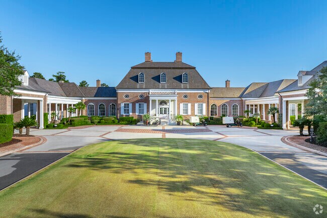 The clubhouse of Berkley Hall truly is a visual masterpiece surrounded by exquisite scenery.