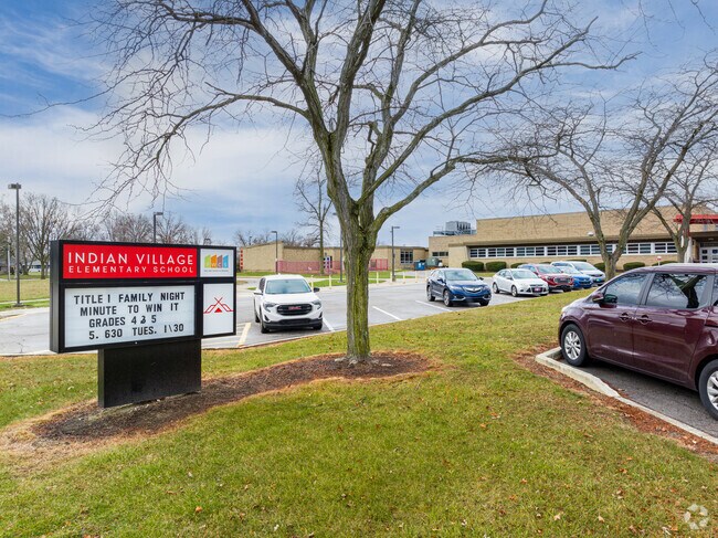 Fort Wayne's Indian Village Elementary School receives an Overall Niche Grade of C+.