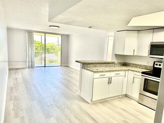8373 Lake Dr Unit 502, Doral, FL 33166