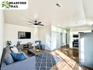 1215 Corporate Dr Unit 215, Adrian, MI 49221